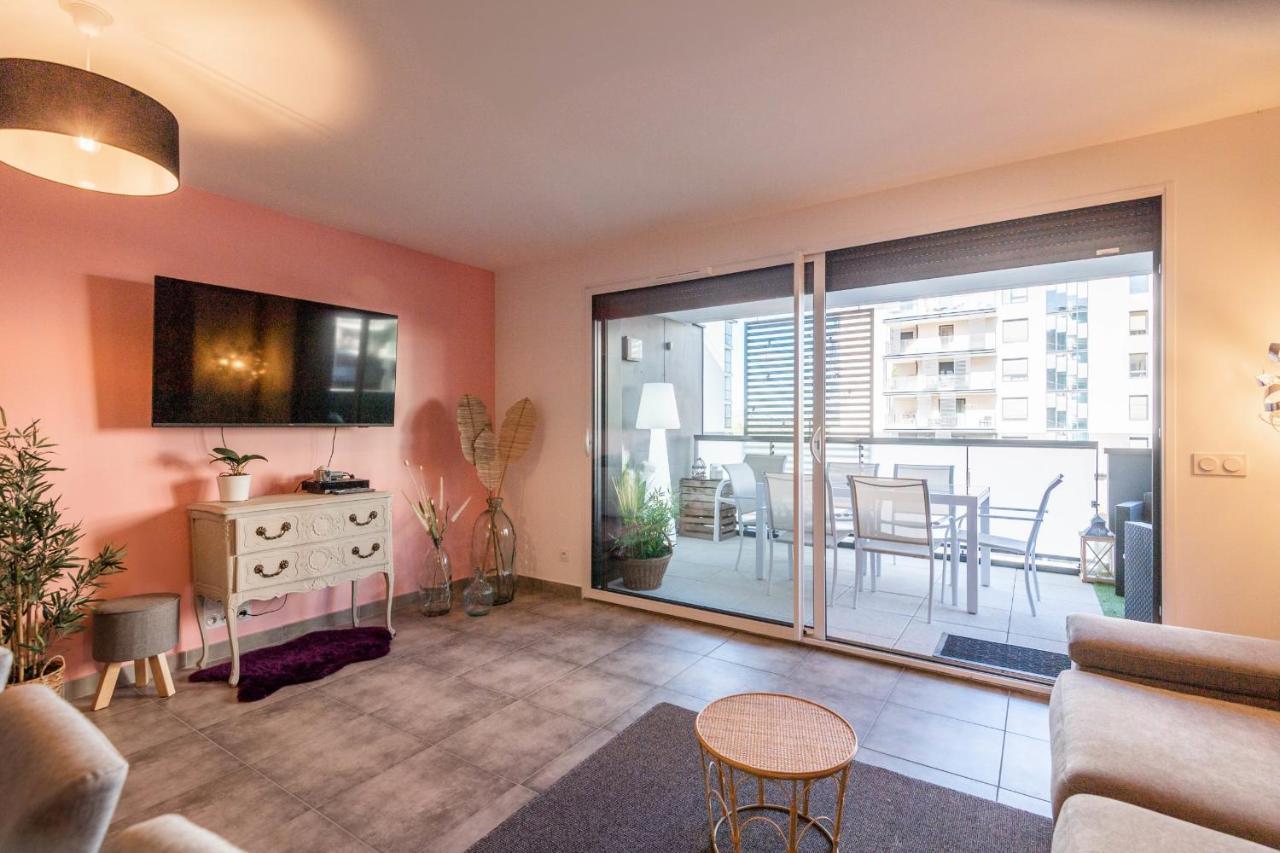 Apartamento Vire Moulin Furnished Flat Annecy Exterior foto