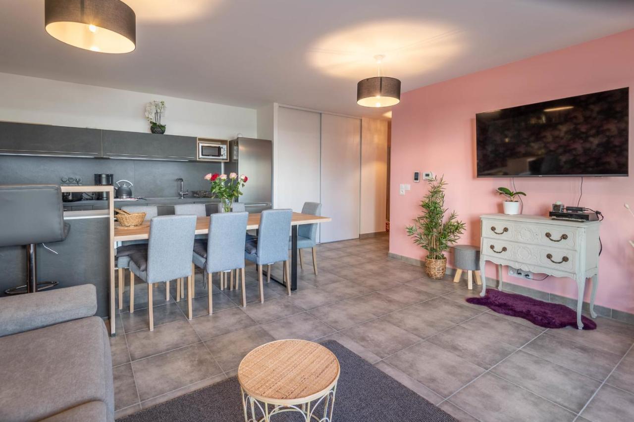 Apartamento Vire Moulin Furnished Flat Annecy Exterior foto